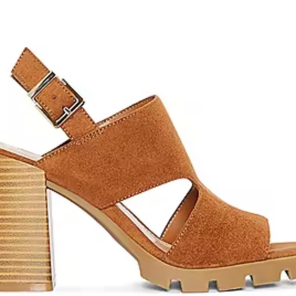 a.n.a. Tan brownish comfy sandal. Size 9M. Gently used.- lowerprice worn 3x. - Picture 2 of 5